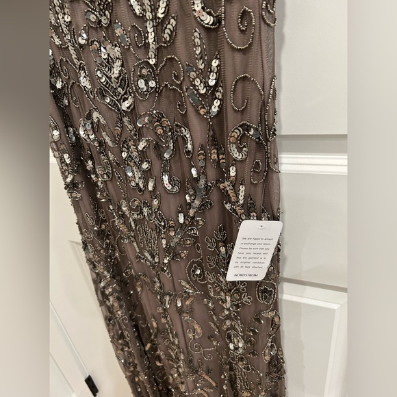 NWT Pizarro Nights Beaded Sleeveless Gown In Mocha 229 - Picture 4 of 5